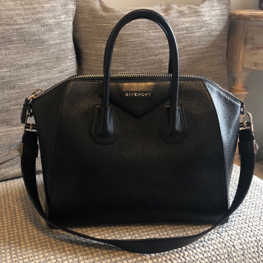 Givenchy Medium Antigona